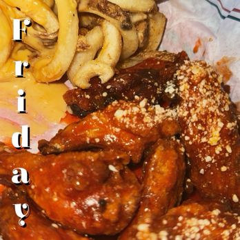 Wings 'N More - Wing 10 Pc Buffalo Wings Basket medium with dry garlic parm and cheesy fries - Chicken Wings Near Me - College Station, Texas Wings 'N More - Wing 10 Pc Buffalo Wings Basket medium with dry garlic parm and cheesy fries - Chicken Wings Near Me - College Station, Texas