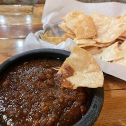 Los Bajitos Mexican Restaurant & Grill  - Chips And Salsa - chipotle