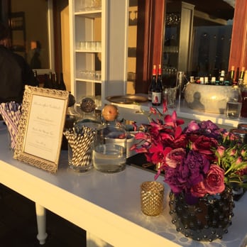 Garnish Craft Cocktail Catering - the bar - Caterers Near Me