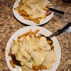 Country-Aire Restaurant - Ham & hamburger horseshoes