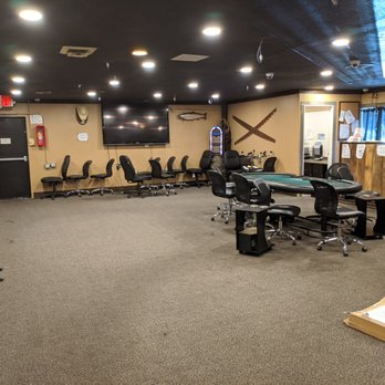 Jamestown Saloon - Poker Room - Sports Bars Near Me - Arlington, Washington