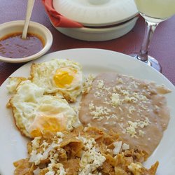El Huaricho - Chilaquiles for breakfast