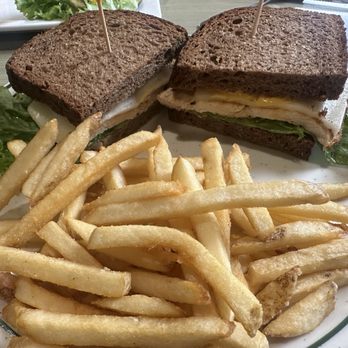 NORMS Restaurant - CAJUN CHICKEN SANDWICH - Diners Near Me - Torrance, California NORMS Restaurant - CAJUN CHICKEN SANDWICH - Diners Near Me - Torrance, California