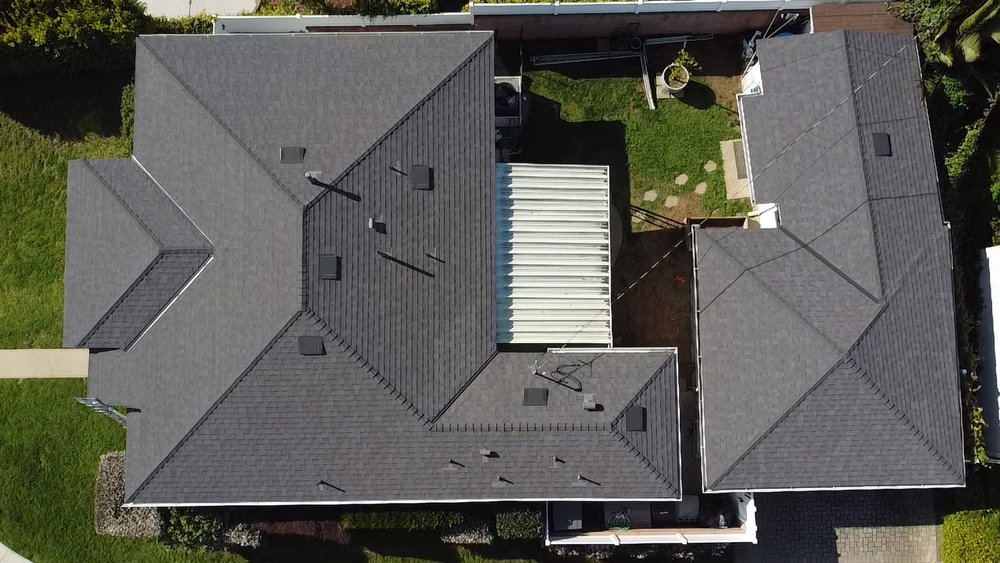 Slide of Major League Roofing