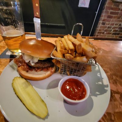 Twiggs American Gastropub by null