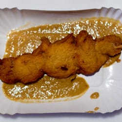 Sai Gon Asia Schnellimbiss - 10. Hühnerfleisch Sate mit Erdnußsoße