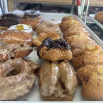 Jon's Donuts - Yummy - Donuts Near Me - Long Beach, California Jon's Donuts - Yummy - Donuts Near Me - Long Beach, California