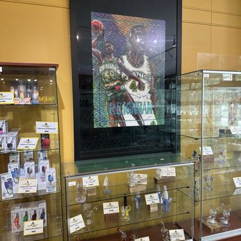 Shawn Kemp's Cannabis - Cannabis Dispensaries Near Me - Seattle, Washington