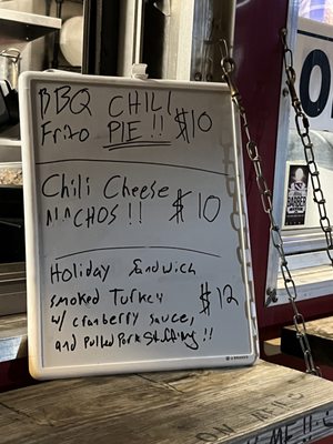 THE RAILHOUSE by null