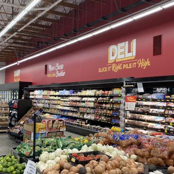Grocery Outlet - Look how beautiful this store looks - Grocery Near Me - Anaheim, California Grocery Outlet - Look how beautiful this store looks - Grocery Near Me - Anaheim, California