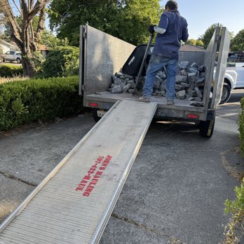 John's Hauling - Junk Removal & Hauling Near Me - Fairfield, California