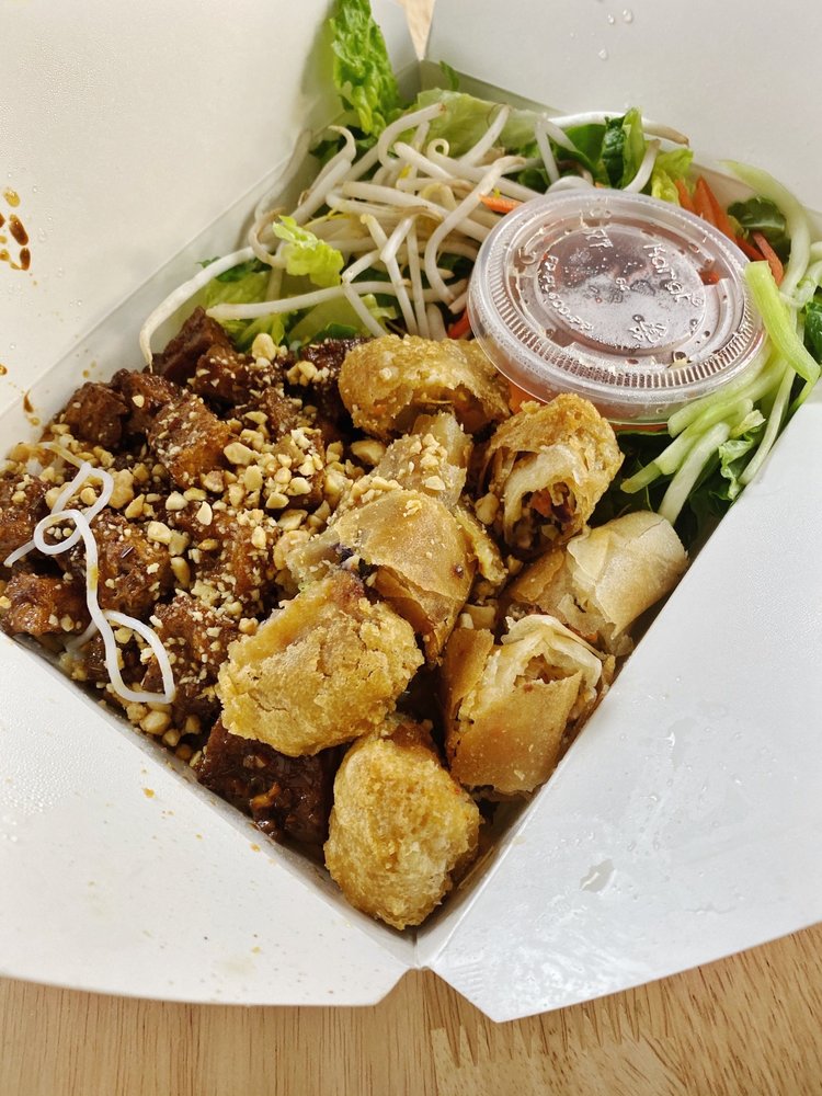 PHO THE GOOD TIMES ASIAN BISTRO Updated October 2024 231 Photos