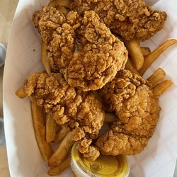 Juniors Pizza & Subs - Chicken finger with fries