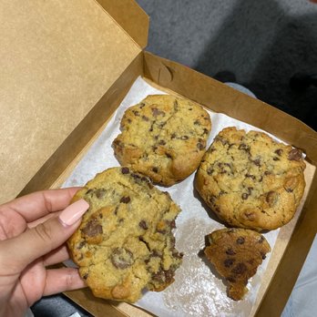 Cookie Crave - Pretty big - Desserts Near Me