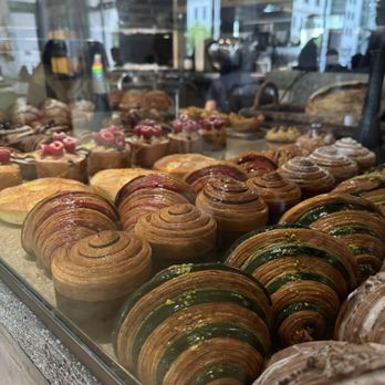 Bachour - Bakeries Near Me - Coral Gables, Florida