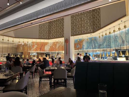 Gordon Ramsay Hell's Kitchen - Miami by null