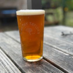 Oval Tavern - Landlord