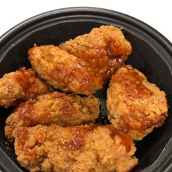 KFC - Barely a drizzle of sauce