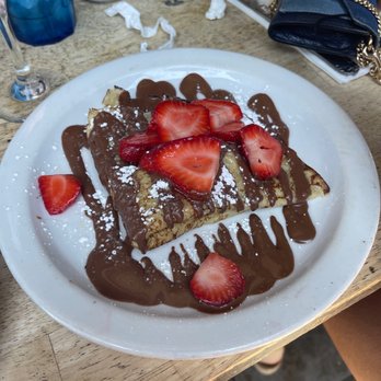 Fratelli Cafe - Chocolat Crepe - Coffee & Tea Near Me - Los Angeles, California Fratelli Cafe - Chocolat Crepe - Coffee & Tea Near Me - Los Angeles, California