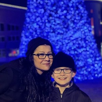 Christmas - Tree lighting ceremony - Gift Shops Near Me - North Pole, Alaska