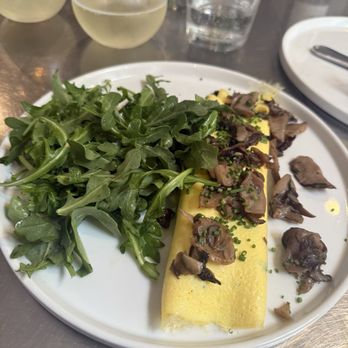 Milo and Olive - French Omelette - Pizza Near Me - Santa Monica, California Milo and Olive - French Omelette - Pizza Near Me - Santa Monica, California