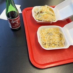 Papi's Taqueria - Tacos