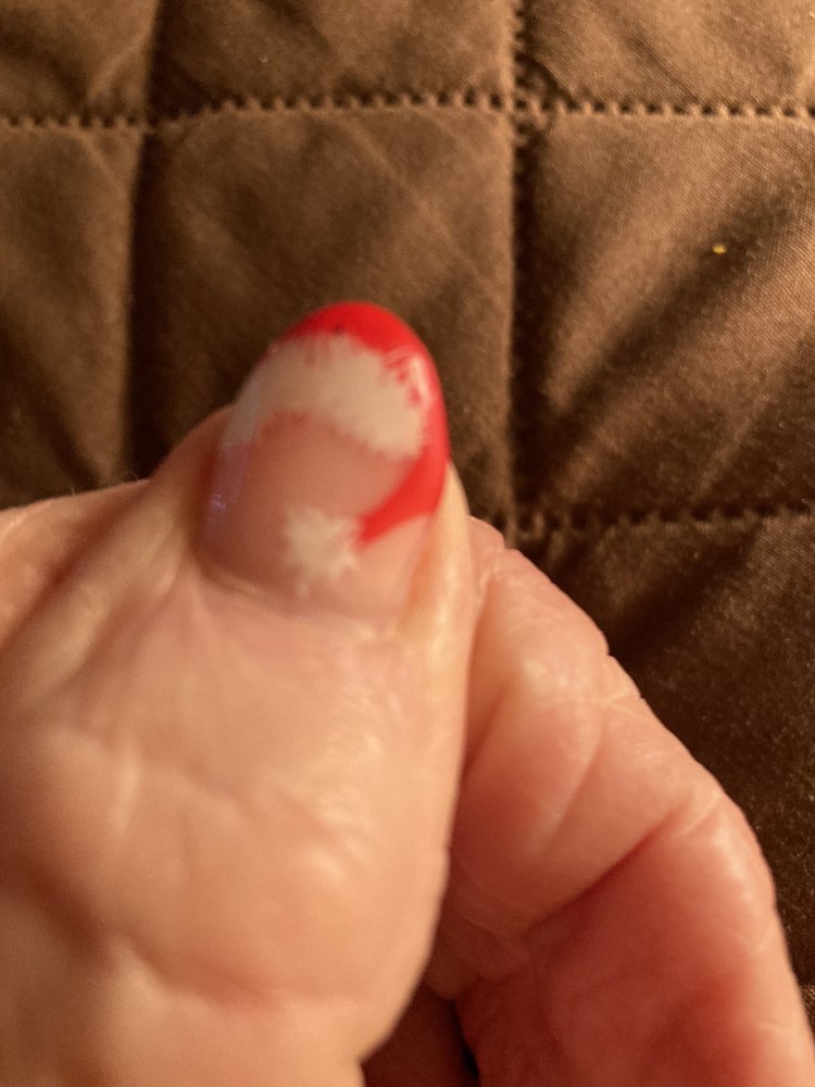 Savvy Nails Salon Image