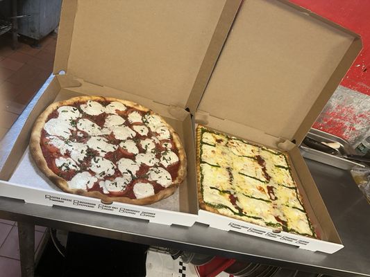 Annabel's Pizza & Italian Restaurant by null