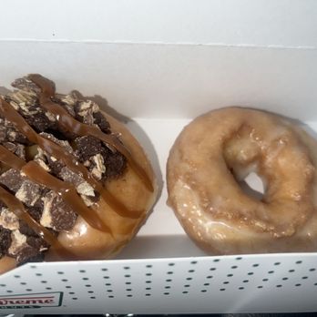 Krispy Kreme - Kit Kat doughnut and sour cream doughnut - Donuts Near Me - Evergreen Park, Illinois Krispy Kreme - Kit Kat doughnut and sour cream doughnut - Donuts Near Me - Evergreen Park, Illinois