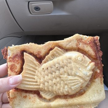 With Love, - Mozzarella and hot dog taiyaki - Ice Cream & Frozen Yogurt Near Me - San Gabriel, California With Love, - Mozzarella and hot dog taiyaki - Ice Cream & Frozen Yogurt Near Me - San Gabriel, California