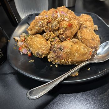 Home Eat - 31 Salt Pepper Fried Chicken Wings 椒盐鸡翅 - Chinese Near Me - Santa Clara, California Home Eat - 31 Salt Pepper Fried Chicken Wings 椒盐鸡翅 - Chinese Near Me - Santa Clara, California