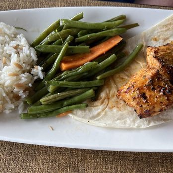 Golden Horn Restaurant - Lunch size chicken shish kebab. - Mediterranean Near Me - Tinton Falls, New Jersey Golden Horn Restaurant - Lunch size chicken shish kebab. - Mediterranean Near Me - Tinton Falls, New Jersey