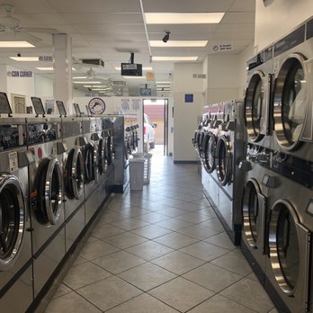 Spinning Suds Laundromat - Sooo many washers! - Laundromat Near Me - Cypress, California