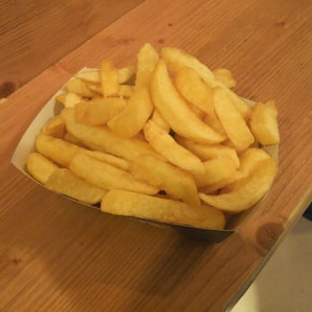 Pommes Freunde - Wie versprochen ein Foto von den (dicken) Pommes noch jungfräulich - Curry Sausage Near Me - Munich, BY Pommes Freunde - Wie versprochen ein Foto von den (dicken) Pommes noch jungfräulich - Curry Sausage Near Me - Munich, BY