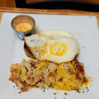 Batter & Berries - Seafood Benny ( crabcakes, eggs over easy, hashbrowns) - Breakfast & Brunch Near Me - Chicago, Illinois