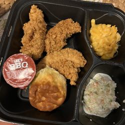 Lee's Famous Recipe Chicken