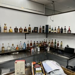 Pigskins & Pins - Liqour bar