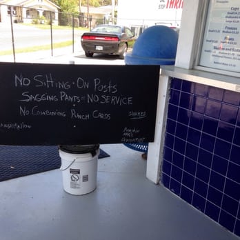 Dreamette - Sign outside The Dreamette - Ice Cream & Frozen Yogurt Near Me - Jacksonville, Florida