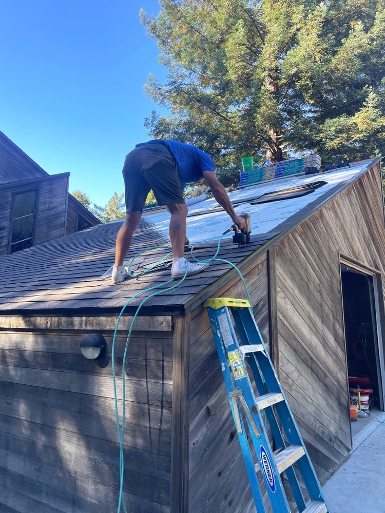 Slide of Blue Wave Roofing