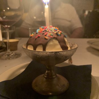Jeffrey's - Lil birthday ice cream - American Near Me - Austin, Texas