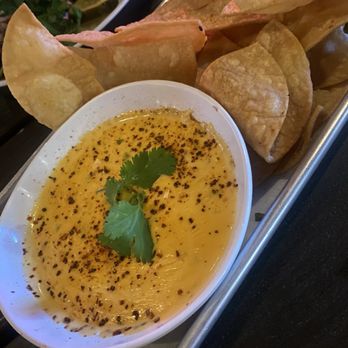 Loro Asian Smokehouse & Bar - Queso - Smokehouse Near Me - Austin, Texas