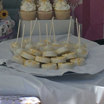 Bake My Day - Chocolate covered Oreos, cake pops, and cupcakes. - Cupcakes Near Me - Rancho Cucamonga, California Bake My Day - Chocolate covered Oreos, cake pops, and cupcakes. - Cupcakes Near Me - Rancho Cucamonga, California