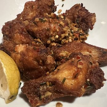 Bertucci's Italian Restaurant - Tuscan Tuscan Chicken Wings (8) - Pizza Near Me - Timonium, Maryland Bertucci's Italian Restaurant - Tuscan Tuscan Chicken Wings (8) - Pizza Near Me - Timonium, Maryland