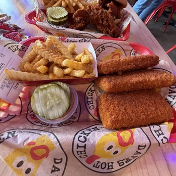 Dave's Hot Chicken - Dave's Hot Mozz 3 Piece Meal - Chicken Shop Near Me - Denver, Colorado Dave's Hot Chicken - Dave's Hot Mozz 3 Piece Meal - Chicken Shop Near Me - Denver, Colorado
