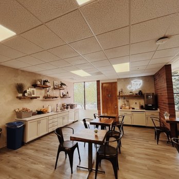 The Daily Desk - Shared Office Spaces Near Me - Fairfield, California