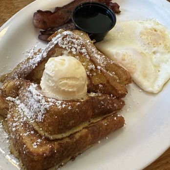 TJ's Roadhouse - The 222 French toast, bacon and 2 eggs - American Near Me - Colfax, California
