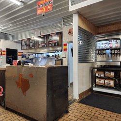 Grumps Burgers - The menu, soda stand, and the staging area for orders.