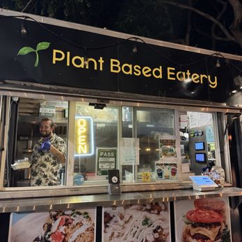 Earth Aloha Eats - Food Trucks Near Me - Honolulu, Hawaii
