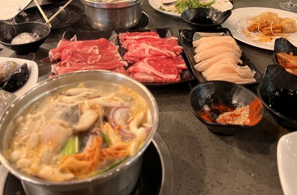 Shabu House 샤부하우스 l Hotpot l Shabu l AYCE by null