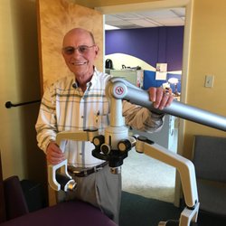 Storkan Chiropractic - Dr. Gary L. Storkan with his Erchonia® FX 635 medical laser.